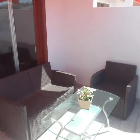 Classbnb - Bright & Spacious With Balconies Near La Pinta Apartment