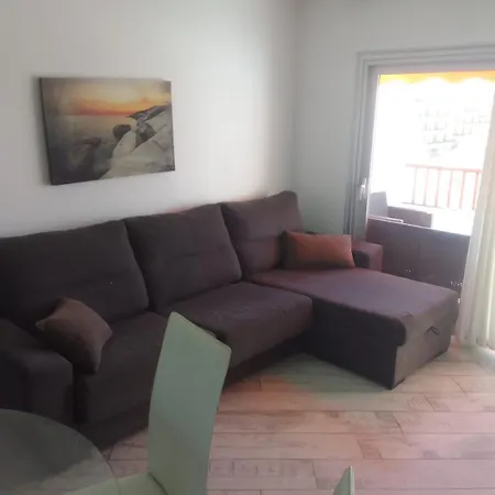 Apartment Classbnb - Bright & Spacious With Balconies Near La Pinta