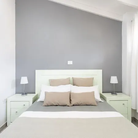 Classbnb - Bright & Spacious With Balconies Near La Pinta