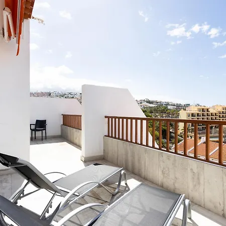 Classbnb - Bright & Spacious With Balconies Near La Pinta