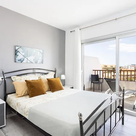 Apartment Classbnb - Bright & Spacious With Balconies Near La Pinta *