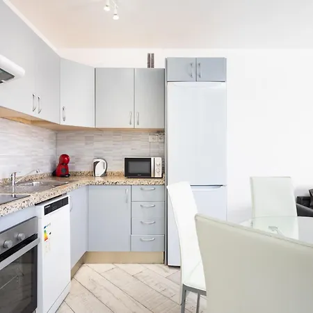 Classbnb - Bright & Spacious With Balconies Near La Pinta *