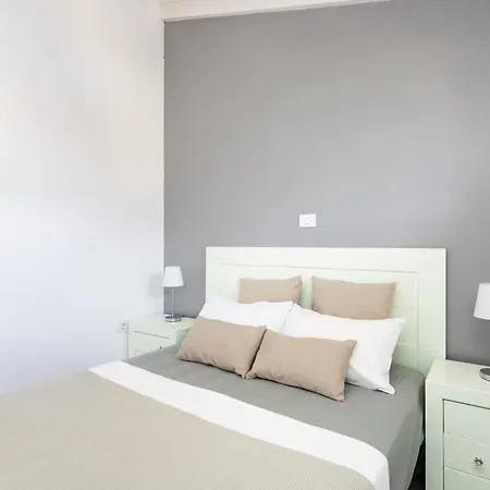 アパート Bright & Elegant Duplex With Terrace And Pool, Just Steps From Puerto Colon *